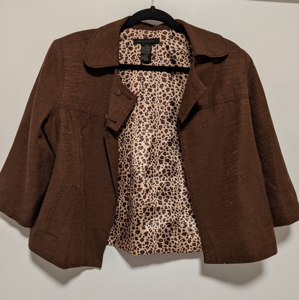 Brown half sleeve jacket